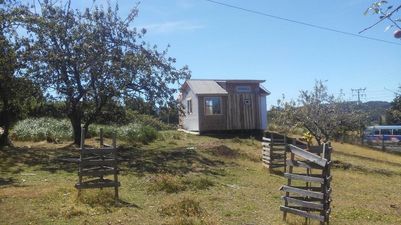 La Petite Cabane De Putemun Villa Castro Luaran gambar